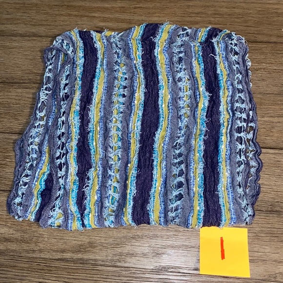 LOT OF 8 WOMENS SCARVES - Picture 2 of 9